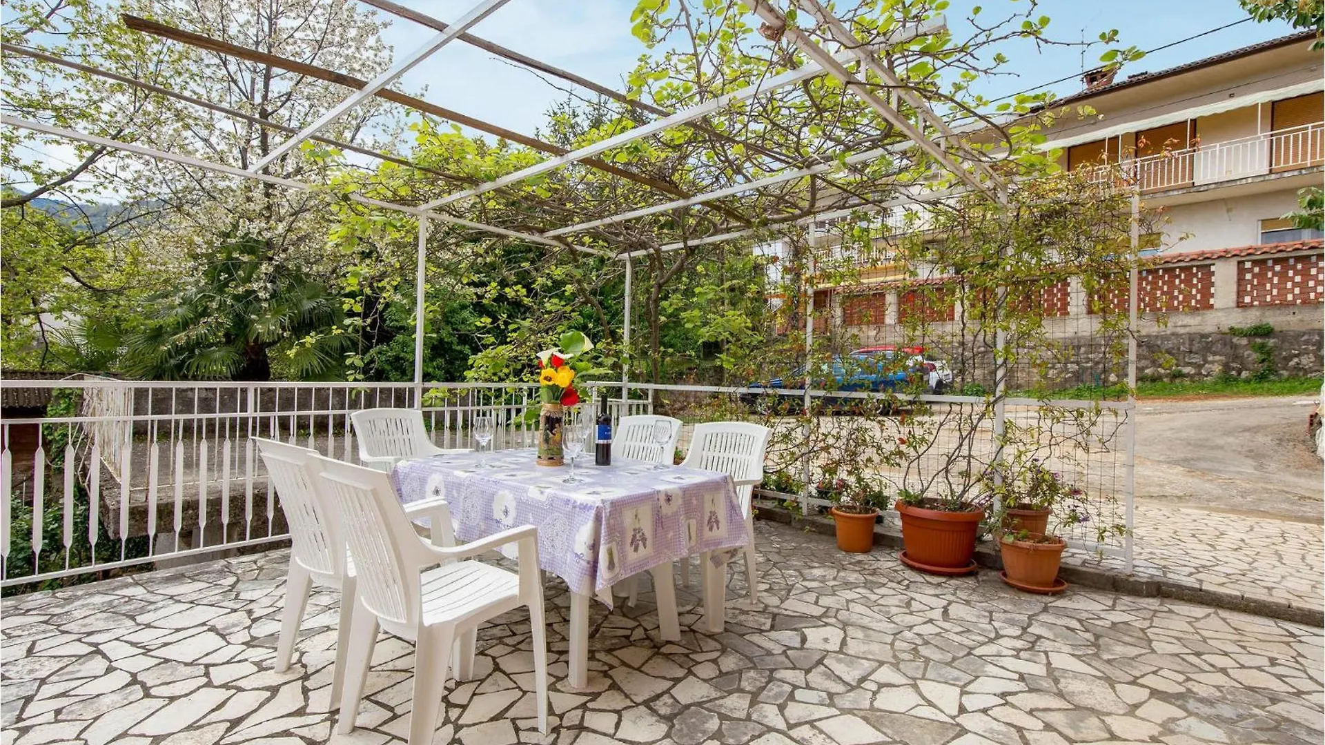 2 Bedroom Amazing Apartment In Laurana 0*,  Croazia