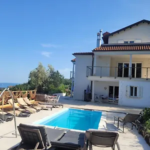 Mit Beheiztem Pool Kroatien Herbst Und Winter Apartment