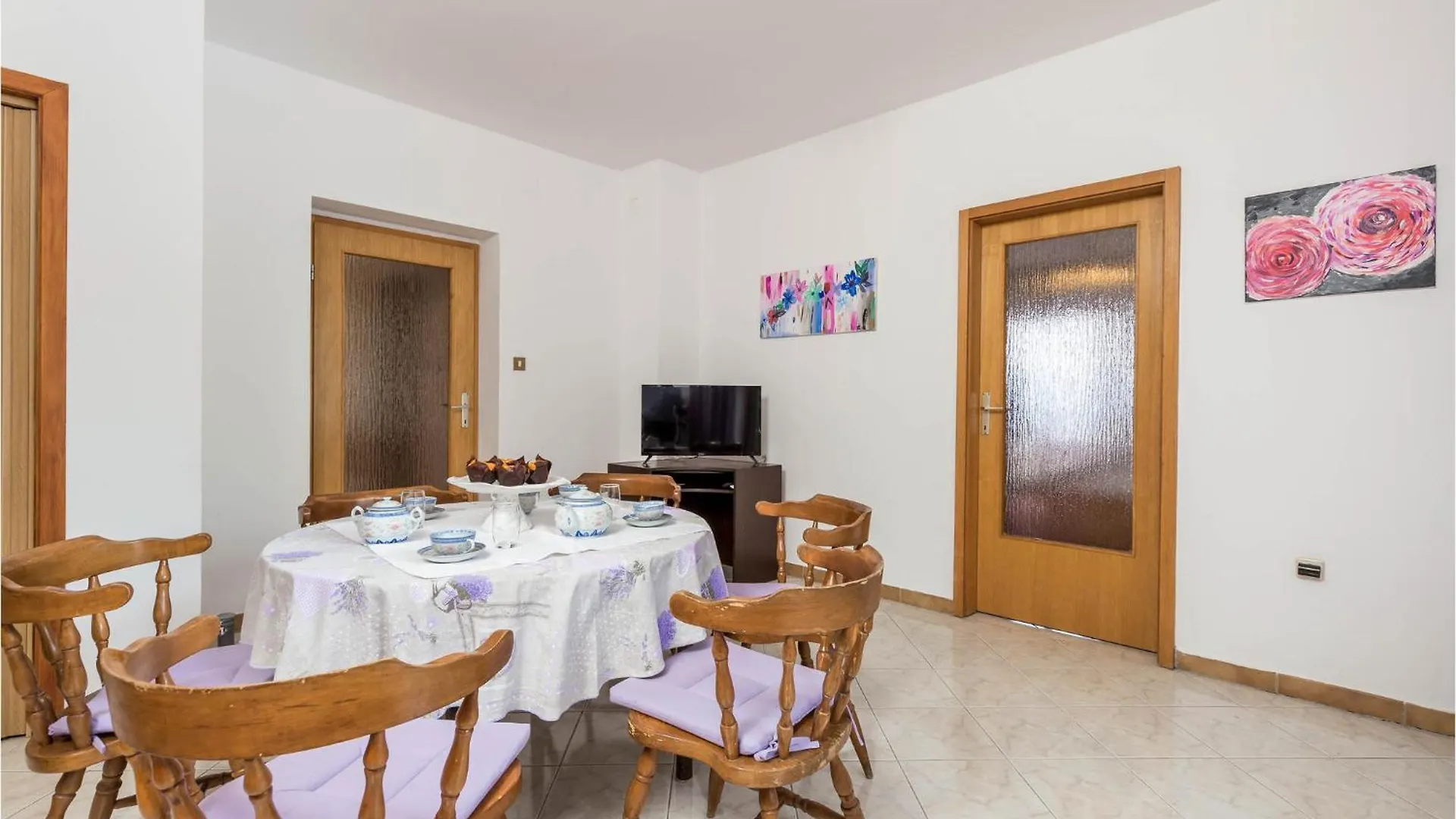 2 Bedroom Amazing Apartment In Lovran